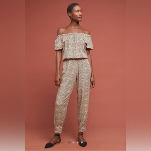 Anthropologie Beachgold Off The Shoulder Jogger Dot  Jumpsuit SZ L Mimosa Latte